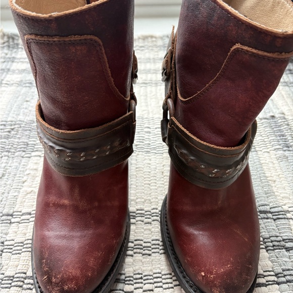 Freebird by Steven Cream Leather Interior - Picture 4 of 8